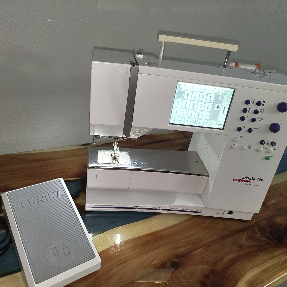 Artista 165 Sewing Machine - White